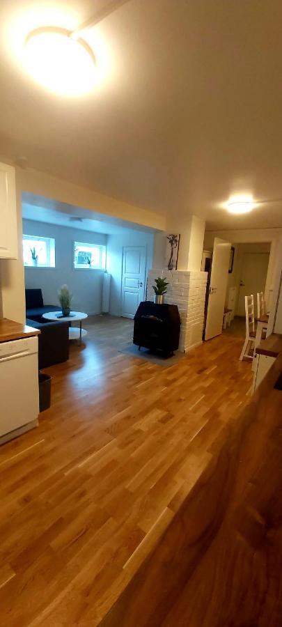Aurora Rooms In Shared Apartment Nr1 We Are Doing Privet Northen Light Trip, Reindeer Trip And Sommaroy Fjord Trip Tromso Ngoại thất bức ảnh
